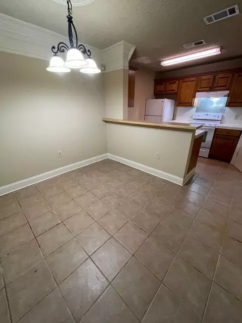 Town South Ave, Baton Rouge, LA 70808