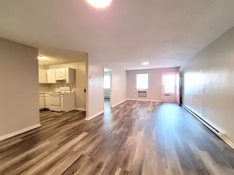 205 E Guilford St, Thomasville, NC 27360