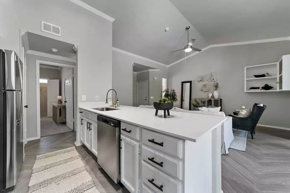  801 Legacy Dr, Plano, TX 75023 photo 4