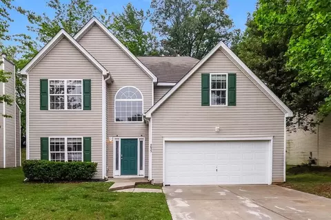 4625 Canipe Dr, Charlotte, NC 28269