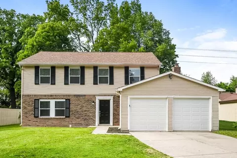 4320 Oil Creek Dr, Indianapolis, IN 46268