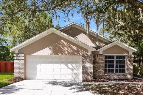 13709 Valleybrooke Ln, University, FL 32826
