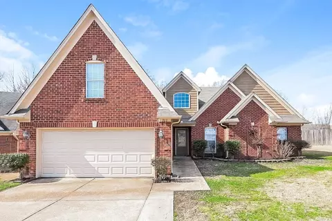 703 Timber Crk S, Hernando, MS 38632 photo 1