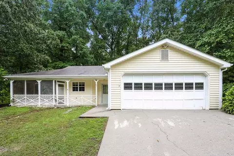 85 Lakeside Dr, Covington, GA 30016