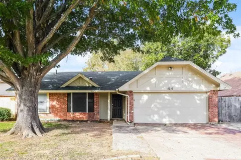 4210 Glen Hollow Cir, Arlington, TX 76016