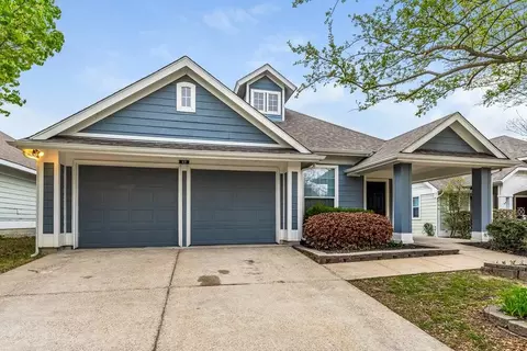 419 Creekview Dr, Anna, TX 75409