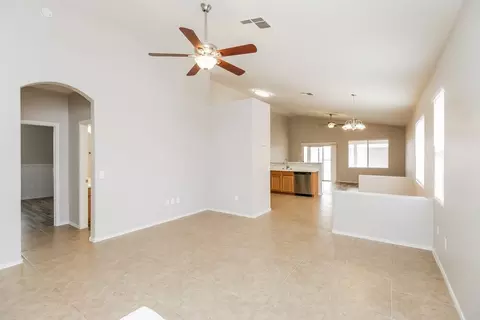 2586 W Jasper Ave, Apache Junction, AZ 85120 photo 8