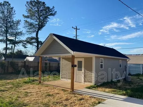 1515 Kimberly Rd, Charlotte, NC 28208