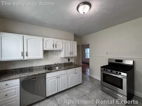 5 Partridge Ave #1, Somerville, MA 02145