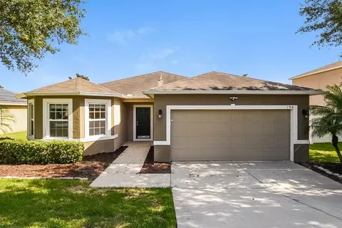 194 Compass Rose Dr, Groveland, FL 34736