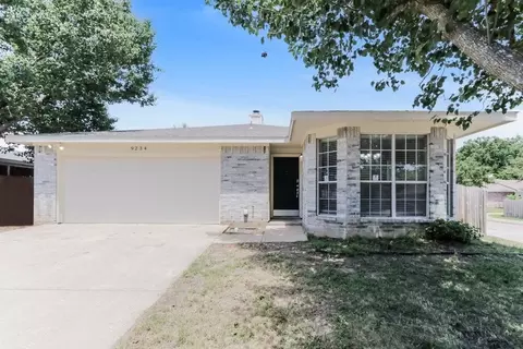 9234 Crimnson Ct, Dallas, TX 75217