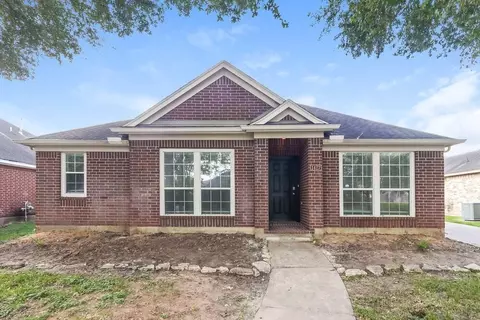 1427 Waterside Village Dr, Richmond, TX 77407