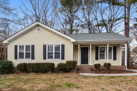 3505 Iron Sight Ct, Raleigh, NC 27616