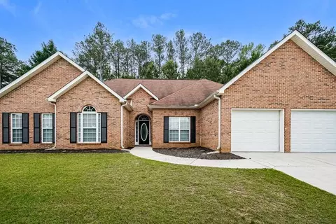 675 Togwatee Pass, Hampton, GA 30228