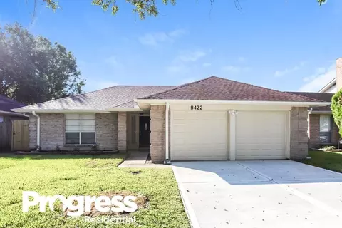 9422 Kingsvalley St, Houston, TX 77075