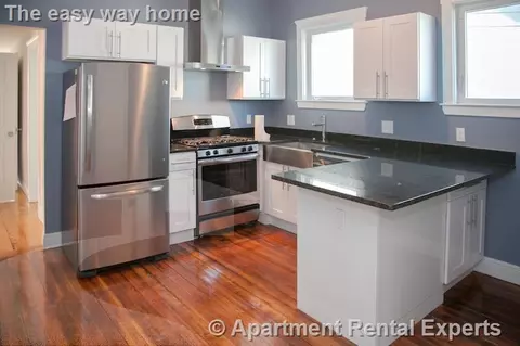 374 Prospect St #1, Cambridge, MA 02139
