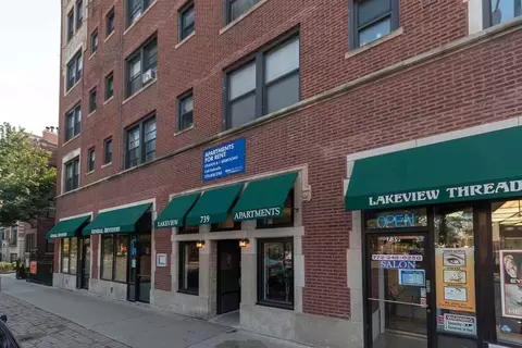 739 W Belmont Ave #307, Chicago, IL 60657