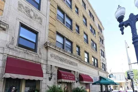1164 N Dearborn St #510, Chicago, IL 60610