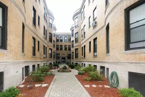 1220 N Dearborn St #3A, Chicago, IL 60610