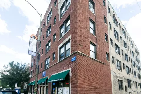 739 W Belmont Ave #415, Chicago, IL 60657