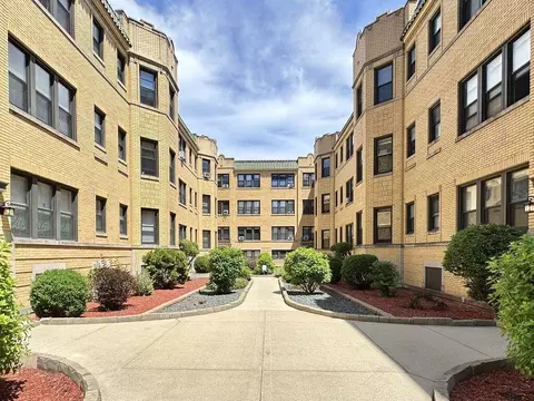 rockwell + fullerton, Chicago, IL 60647