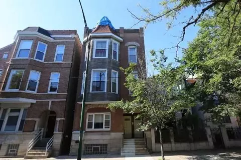 1473 W Erie St #2F, Chicago, IL 60642