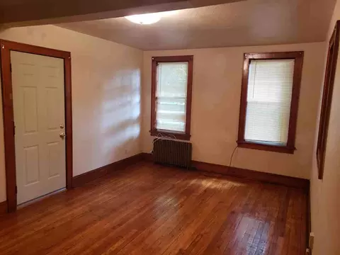 10 Suncrest Ct #3A, Poughkeepsie, NY 12601