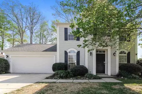 6116 Red Clover Ln, Charlotte, NC 28269