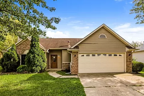 8867 Sundrop Rd, Indianapolis, IN 46231