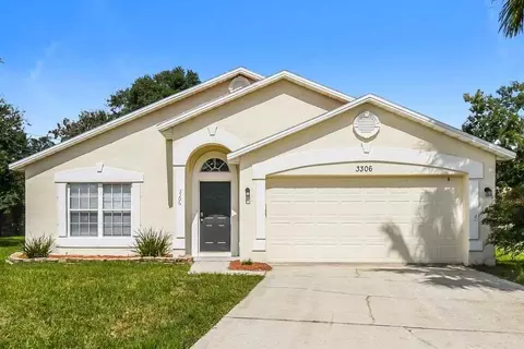 3306 Lake Effie Ct N, Jacksonville, FL 32277
