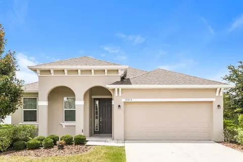 1393 Merion Dr, Mount Dora, FL 32757