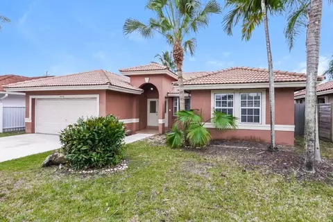 14730 SW 176th St, Richmond West, FL 33187