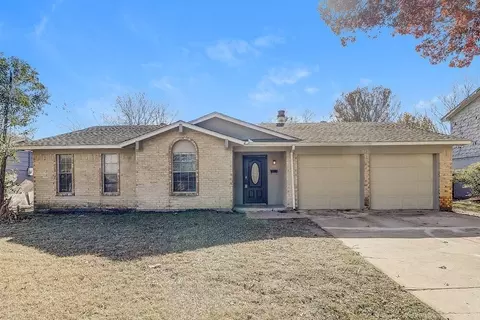 742 Yale Dr, Lancaster, TX 75134
