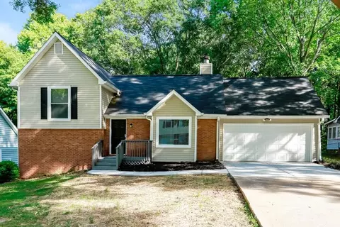 3801 Menloe Way, Snellville, GA 30039