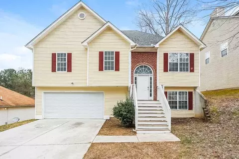 7380 Royale Ln, Riverdale, GA 30296