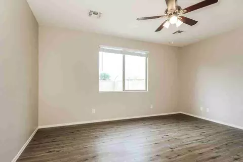 6114 S 30th Ln, Phoenix, AZ 85041