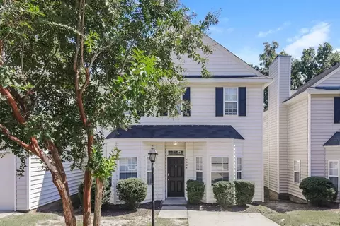 4024 Beaufain St, Raleigh, NC 27604