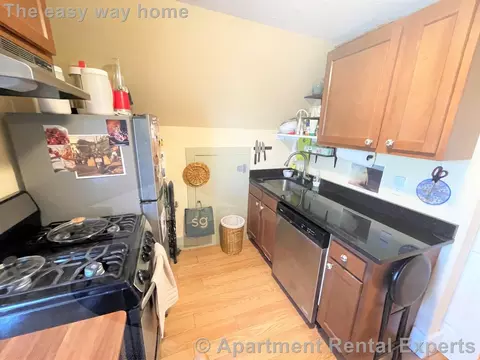 5 Blake St #7, Cambridge, MA 02140
