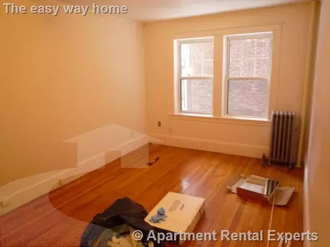 157 Summer St #3R, Somerville, MA 02143