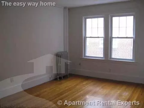 155 Summer St #9R, Somerville, MA 02143