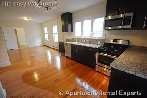 15 Taylor St #1, Medford, MA 02155
