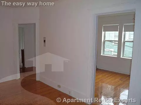157 Summer St #1R, Somerville, MA 02143