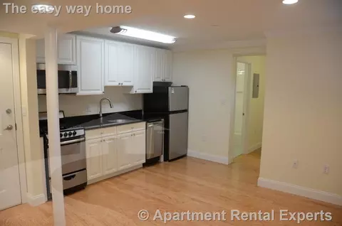3 Langdon St #C, Cambridge, MA 02138
