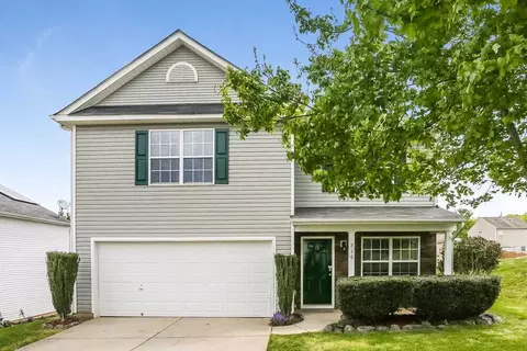 716 Overlook Rd, Lowell, NC 28098