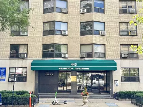 445 W Wellington Ave #10A, Chicago, IL 60657