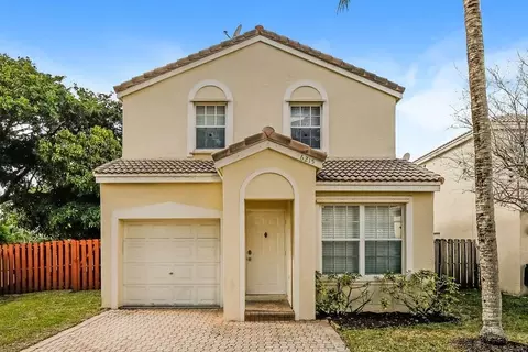 6215 Vista Del Mar, Margate, FL 33063
