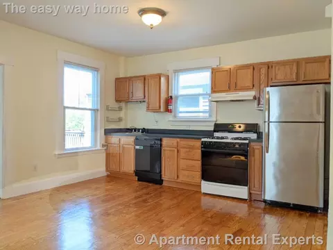 397 Washington St #2, Somerville, MA 02143