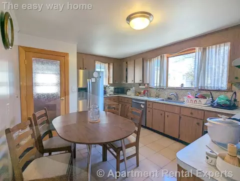 71 Pennsylvania Ave #2, Somerville, MA 02145