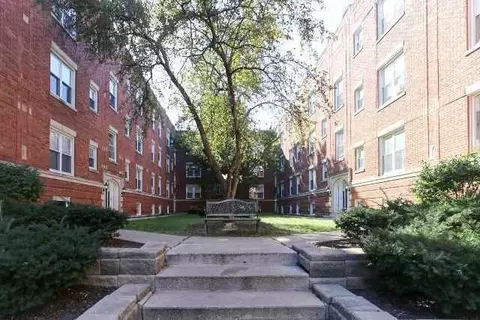 949 W Cornelia Ave #3B, Chicago, IL 60657