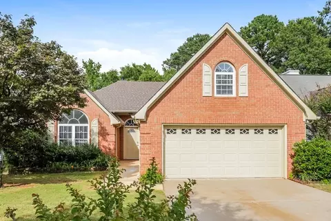 430 Fairway Ct, Newnan, GA 30265